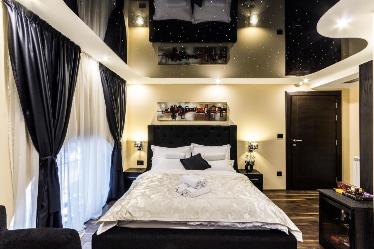 Madison Inn Suites - Wilson'S Square Белград Екстериор снимка